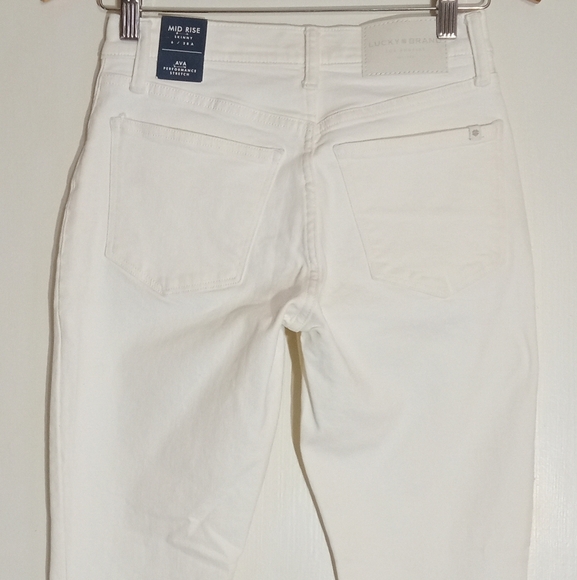Lucky Brand Ava performance stretch mid rise skinny ankle jeans in white - Picture 8 of 11